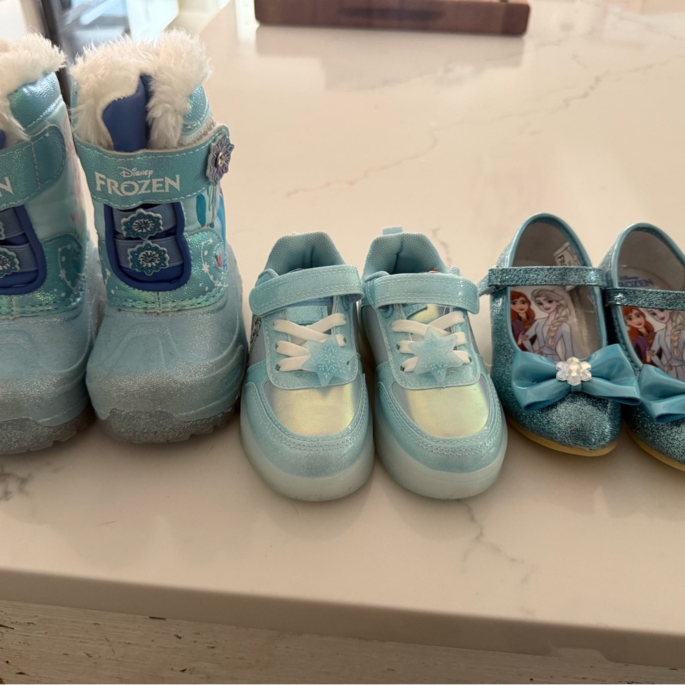 Disney Frozen Blue Toddler Boots, Light Up Sneakers and Shoes Set